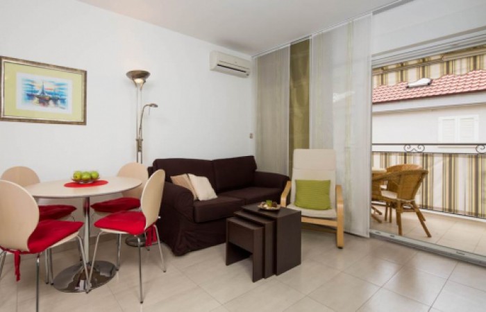 Apartments Sesar: A2+1 