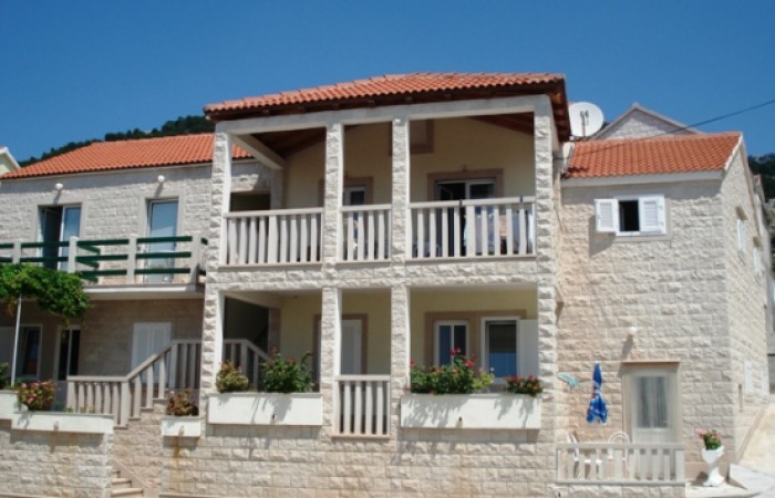 Apartments Eni