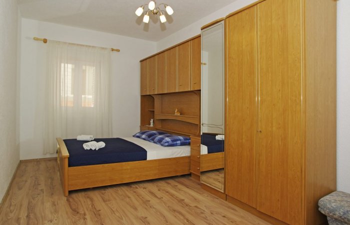 Apartmani Toni - Karavona: Toni 2 