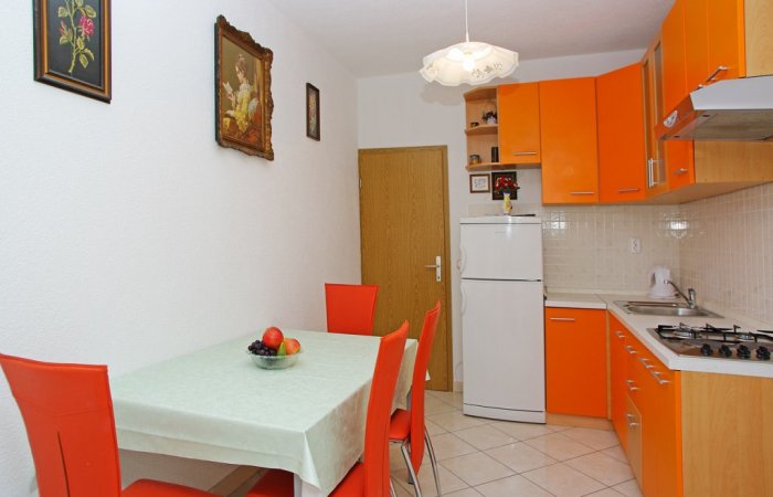 Apartamenti Toni - Karavona: A4 