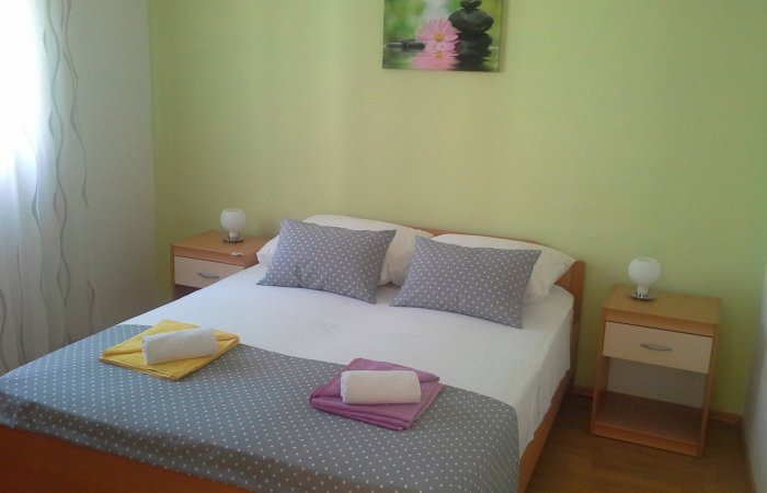 Apartamenti Filipić: 2 x A4 