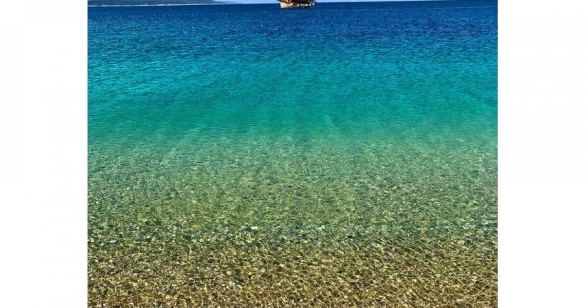 Photo of Zlatni rat on Reddit